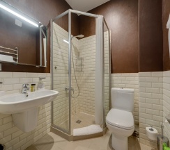 УЛУЧШЕННЫЙ НОМЕР С БАЛКОНОМ в Mary hotel