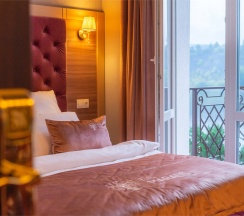 Luxe PION в Hotel Villa MARALIS