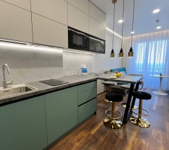 Апартаменты с двуспальной кроватью с балконом в Golden Sun