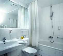 Одноместный номер Comfort односпальная кровать в Hotel Domicil Hamburg by Golden Tulip