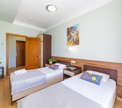 Семейный Плюс (2х-комнатный 4х-местный номер) в Марко Поло