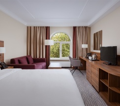 Супериор с кроватью размера "queen-size" в Radisson Hotel Ulyanovsk