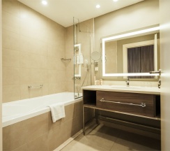 Делюкс в Кортъярд Марриотт Сочи Красная Поляна