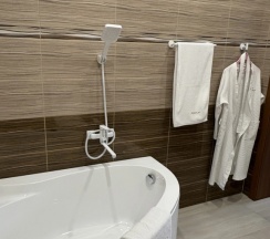 Двухместный Джуниор сюит двуспальная кровать в Звёздный дом