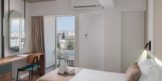 Лимассол: Отель Pefkos City Hotel