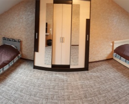 Трехместный номер в Люксембург