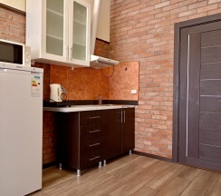 Апартаменты/Семейный трёхкомнатный номер с большими двуспальными кроватями в Морской