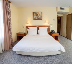 Делюкс угловой в Парус