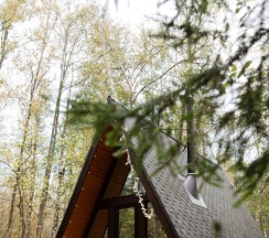 Коттедж c 1 комнатой с красивым видом из окна в Deep Lake House
