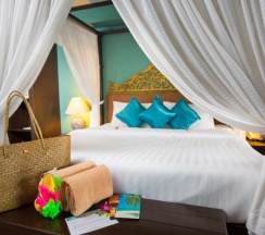 Двухместный номер Deluxe с балконом двуспальная кровать в Курортный отель The Fair House Beach Resort & Hotel