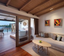 Двухместный люкс seafront двуспальная кровать в Garrya Tongsai Bay Samui