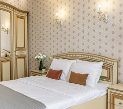 4-местные 2-комнатные апартаменты люкс в Gallery Apartments (Гэлари Апартментс)