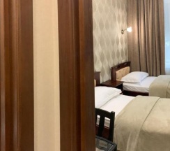 Номер комфорт с 2 односпальными кроватями (с завтраком) в День и ночь