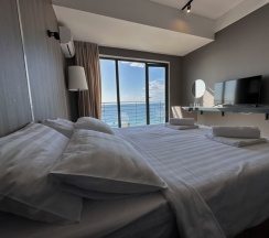 Двухместный номер Стандартный с балконом и с видом на море двуспальная кровать в Prince hotel Gagra