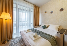 Апартаменты Апартаменты на улице Защитников Кавказа 77/2 корпус 10 в Красной Поляне