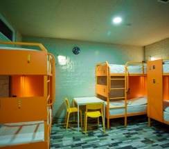 Кровать в общем номере в City