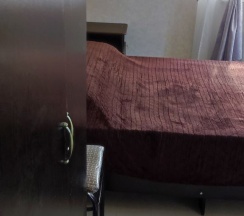 Трехместный номер с двуспальной и односпальной кроватями в Диана