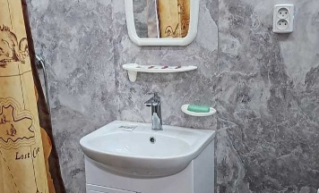Комната стандарт с 1 односпальной и 2 двухъярусными кроватями в Алые паруса