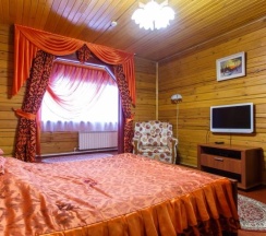 Номер люкс №2, 3, 8 в Медведь