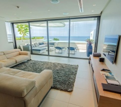 Sky Pool вилла с 3 комнатами в Kata Rocks