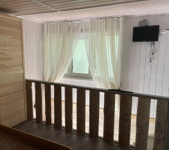 Трехместный домик в Алёнушка