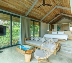 Вилла с 4 комнатами с видом на бассейн в Villa Escape Burasari