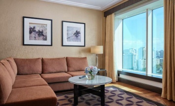 Двухместный люкс Caspian c 1 комнатой двуспальная кровать в Hilton hotels & resorts