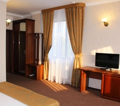 СЮИТ ДЖУНИОР в Аврора