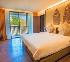 Семейный люкс в Kata Blue Sea Resort