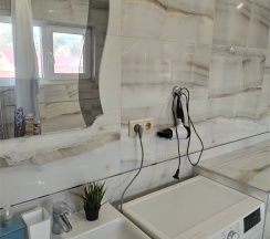 1. Апартаменты двухкомнатные четырёхместные с кухней в Башня