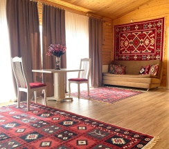 Трехкомнатный улучшенный комфорт с видом на горы | 3 этаж в Hayat Haus