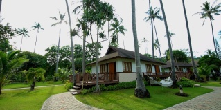 Острова Пхи-Пхи: Курортный отель Phi Phi Holiday Resort Leam Tong Beach
