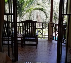 Номер Superior с балконом в Rattana Guesthouse & Bungalow