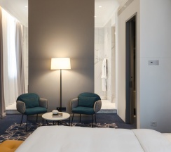 Люкс Амбассадор в Maidens Hotel Moscow