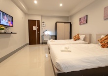 Двухместный номер Standard с балконом 2 отдельные кровати в J2 Residence Chiang Rai