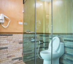Люкс Executive в Phi Phi Nice Beach Hotel Hip