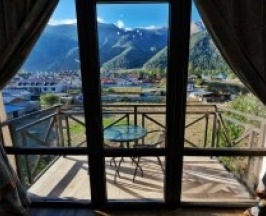 ЛЮКС С ВИДОМ НА ГОРЫ в Grand shale