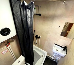 Дом 18 кв. м. № 2 (вместимость 2 взрослых, 2 ребенка) в У реки