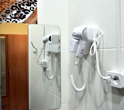 №10. Семейный номер с двуспальной кроватью и видом на Байкал в Прибой