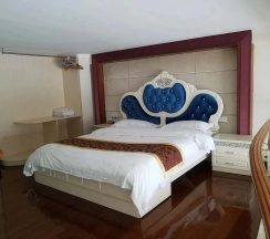 Четырёхместный люкс Deluxe Дуплекс в Louidon Mega Duplex Apartment - Beijing Rd