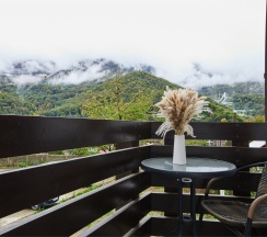 Апартамент улучшенный комфорт панорамный двухместный с кухней и балконом в Панорама Гор