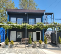 Трёхместный номер Стандарт в Grey House