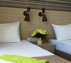 Люкс в Оазис Клаб Резорт