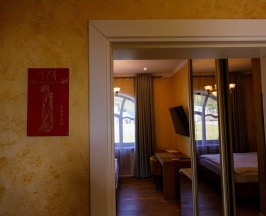 LAURA в Malakhovka Palace