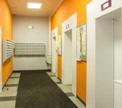 "Green House" Однокомнатная квартира (Метро Купчино, 3 минуты пешком) в Rauktis apartments