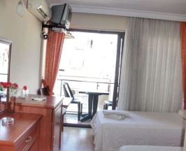 Студия с балконом в Seckin Ak Hotel