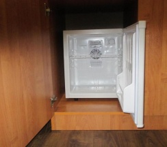 Трехместный номер с собственной ванной комнатой в Аллан