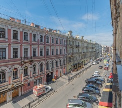 Стандарт с 1 кроватью или 2 раздельными, вид на Рубинштейна или во двор в Largo у Невского проспекта