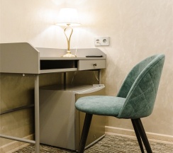 Улучшенный номер с 1 кроватью в Simple Weekend inn hotel