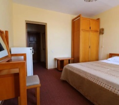 Двухместный номер Standard с балконом и рядом с пляжем (двуспальная кровать) в Бриз